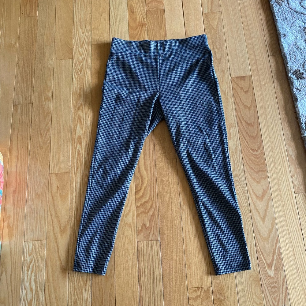 LOFT Black and Grey Houndstooth Pants